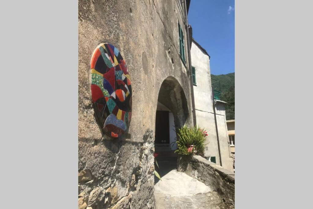 Alloggio U Sportegu Da E Monti A Giaia Badalucco Eksteriør bilde